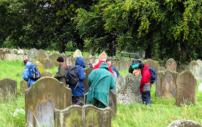 Churchyard Survey - © Janet Simkin